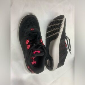 Under Armour Black & Pink Running Shoes – Speed + Style